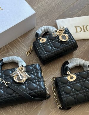Dior Lady's New Long Sheepskin Full Set Packaging Dior's All-new D-joy
