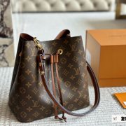 7bc74390b9-1.jpg
