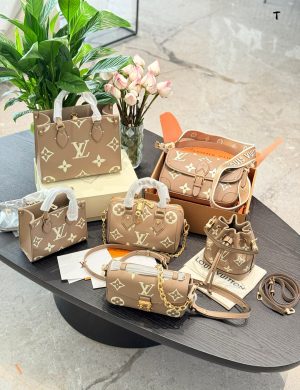 LV Elephant Grey Family