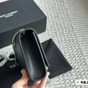 8248fb0228.jpg