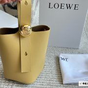 84b66541f7.jpg