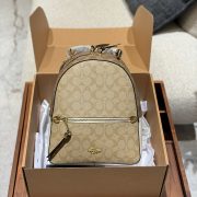 850aed1707.jpg