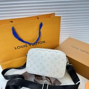 87162b0774-1.jpg