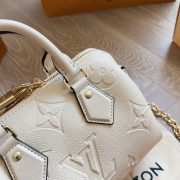 88126b6c41-1.jpg