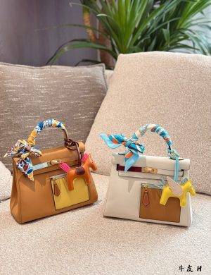 Hermes Kelly 25 Colorectal Cream White Color Combination