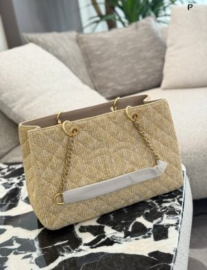 Chanel Shopping Bag