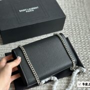 957055ed25.jpg