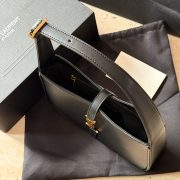 95e6d6bb36-1.jpg