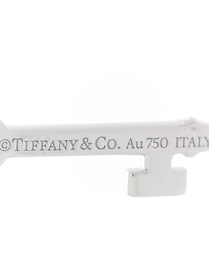 9715bf5a419f135f16dd52a301a6e438