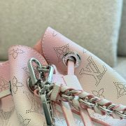 97801796b5.jpg