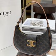 987057f8f5.jpg