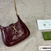 98ffb0b819.jpg