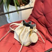 992cb0eb32.jpg