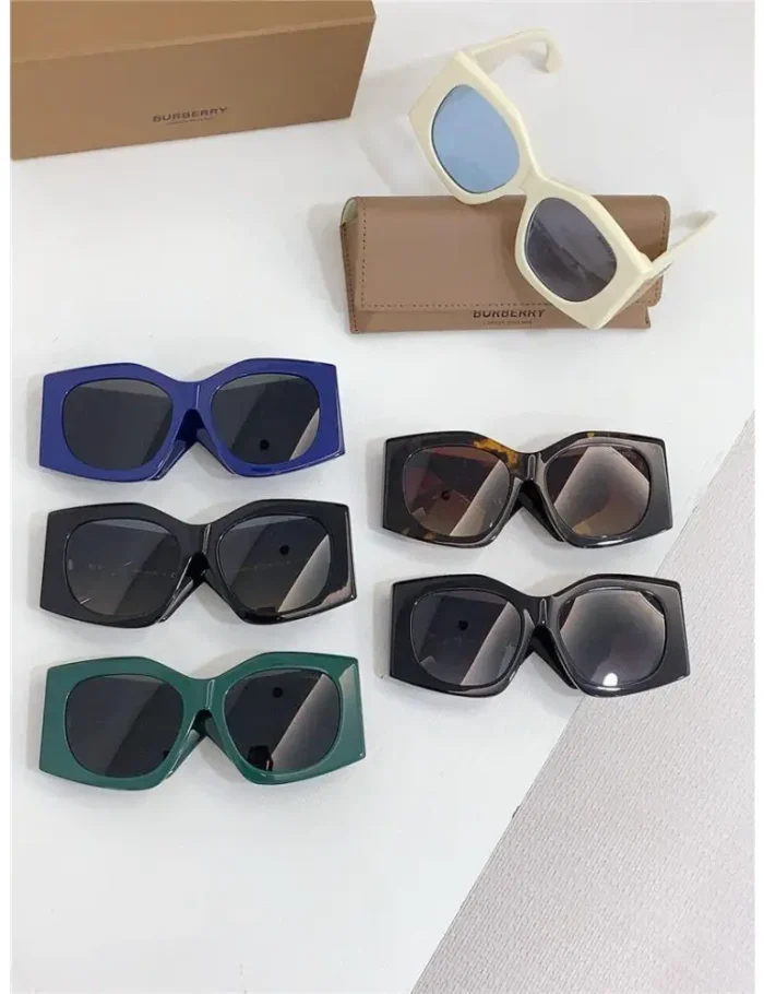 99484e3bd8dd80450b956c7689bbeb40