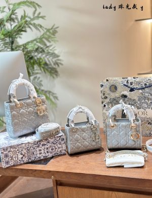 Dior Consort Lady Pearl Grey