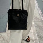 a06dd43a56-1.jpg