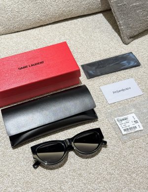 YSL Sunglasses for Both Hard Photos and Private Servers