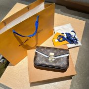 a8340d3280.jpg