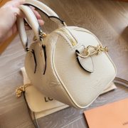 aa42d3381f-1.jpg