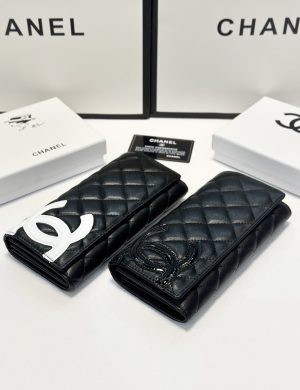 Chanel Popular Sheepskin Two Fold Wallet Style Classic Craftsmanship