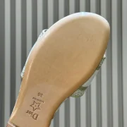 abc2c27b3b3928b59545446db3ec9d56