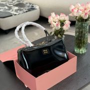 aed481a6eb.jpg