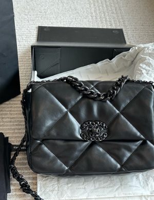 Chanel 19 Bag Small Size 0