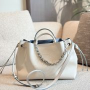 b8a62763f3.jpg