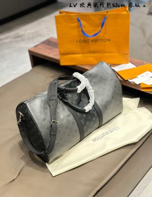 LV Travel Bag P290