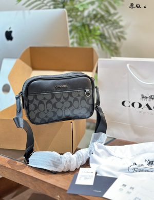 Coach Double Zipper Men's Camera Bag Black Five Fold Fold Pre Order