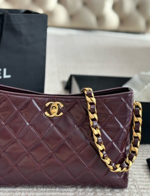 Chanel 24p Hobo You