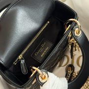 c667809de4-1.jpg