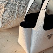 c826d9617f-1.jpg