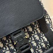 c93e5d140c-1.jpg