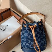 d48616a237-1.jpg