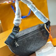 d92f85989b-2.jpg