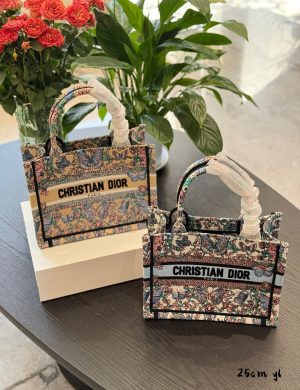 Small 25cmspring New Collectiondior