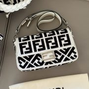 dba0dd3433-1.jpg