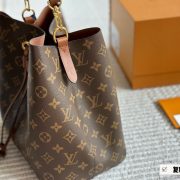 e2a39b39d3-1.jpg