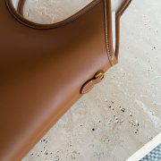 e661052bb9.jpg