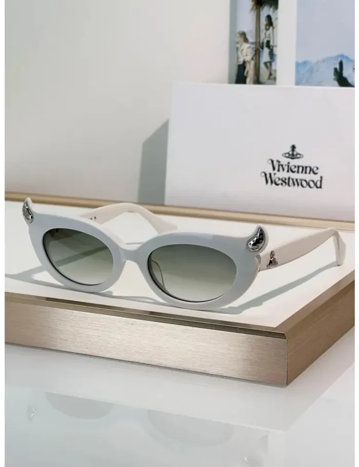 ee733d64bee9462d9b507965d4c576e1