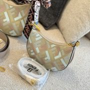 f042fe841a-1.jpg