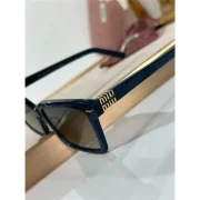 f06b0f91673b54cbb1e5a2e67d95b16f