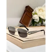 f10882908663272cd163e40c91a19568