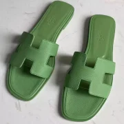 f1d70c0354828760ca262b505373b88e