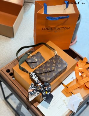 LV Handbag New Old Flower Three in One Letter Package Single Shoulder