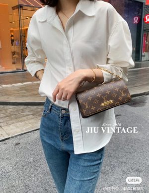 LV Bag Really Meets My Aesthetic Standards Although It