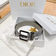 fa2ee0986aa2b18b9389b927882944cc