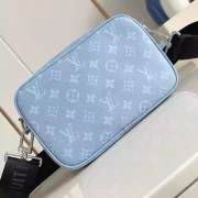 ALPHA-MESSENGER-BAG-SKY-BLUE-MONGORAM-CANVAS-M14073-LW280-3.webp