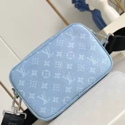 ALPHA-MESSENGER-BAG-SKY-BLUE-MONGORAM-CANVAS-M14073-LW280-6.webp